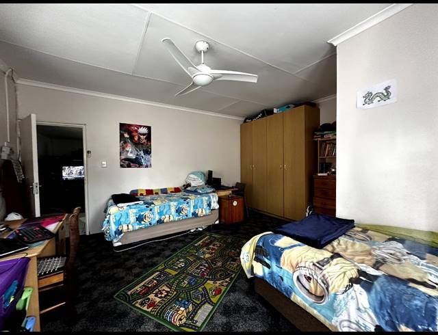 8 BEDROOM HOUSE FOR SALE IN DALVIEW